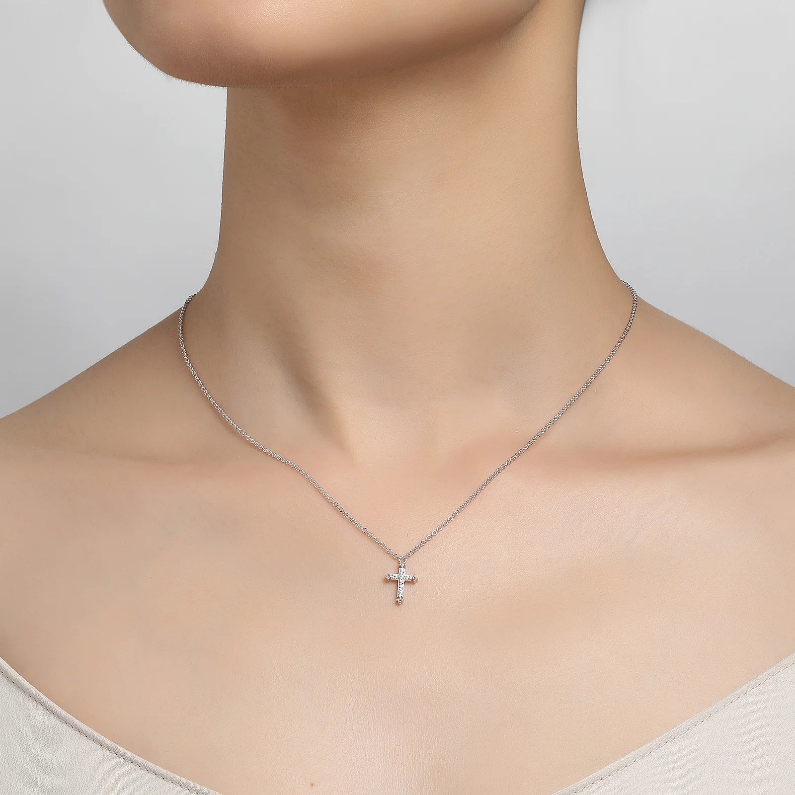 Cross Necklace 0.07