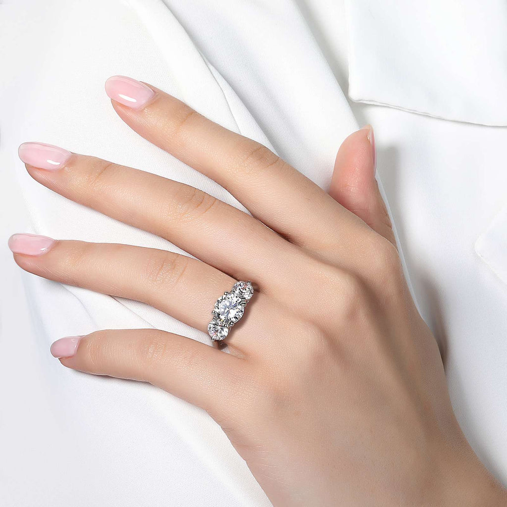 Lafonn | Classic Three-Stone Engagement Ring | 2.99ct