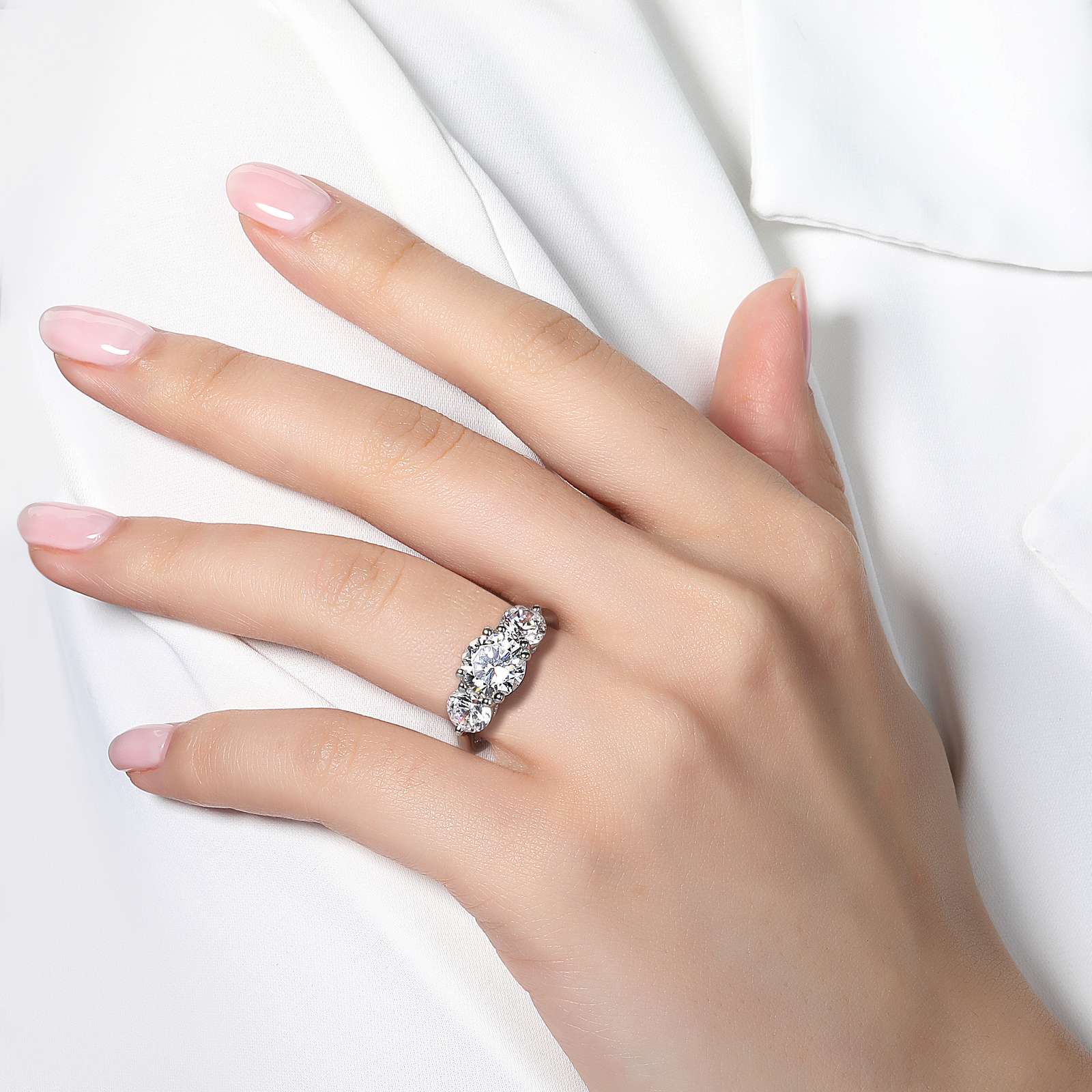 Lafonn | Classic Three-Stone Engagement Ring | 2.99ct